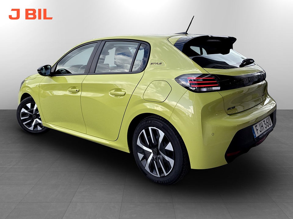 Bild på Peugeot 208 Style Hybrid 100hk Aut CARPLAY BACKSENSORER