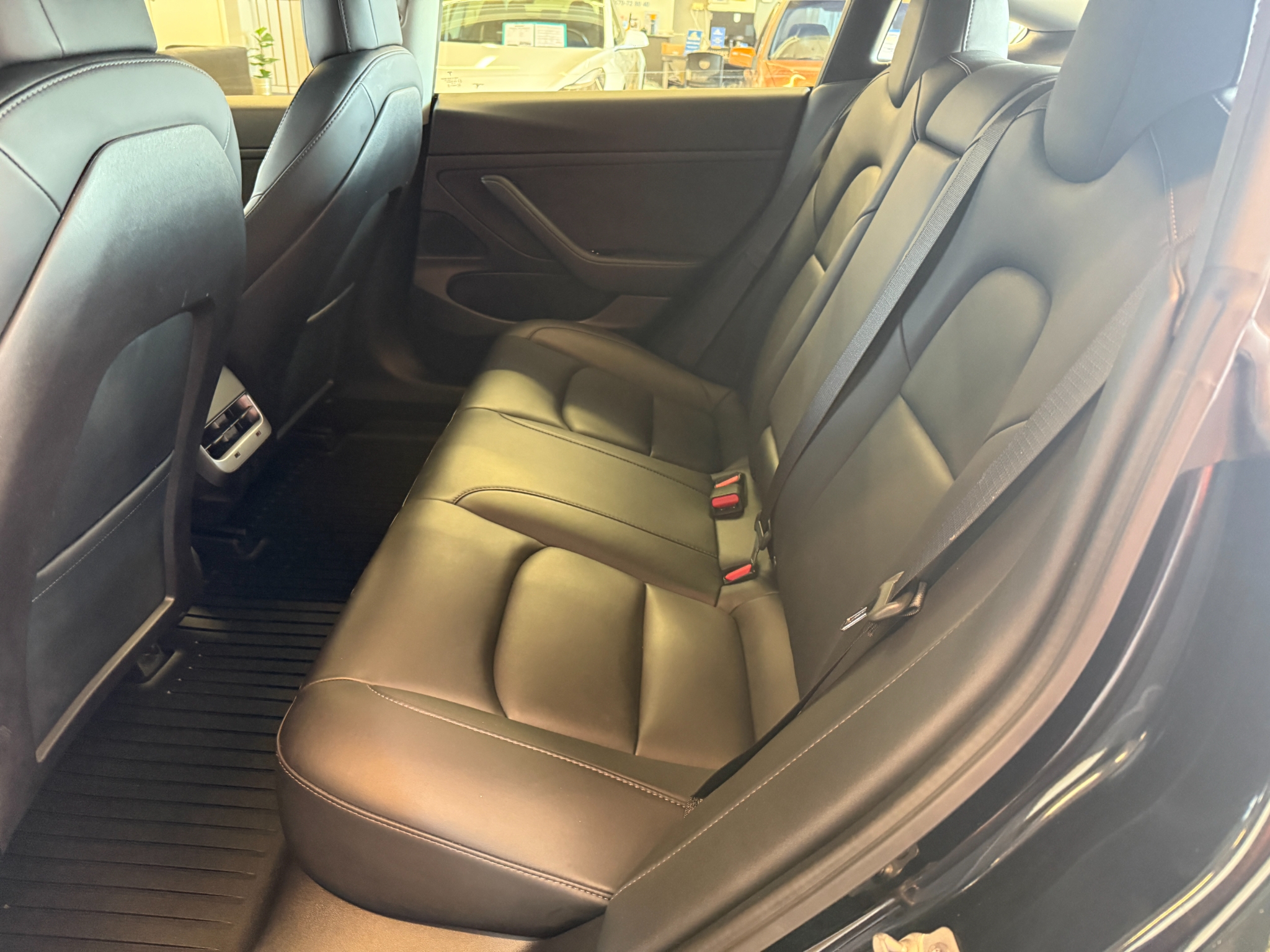 Tesla Model 3 Standard Range Plus 325hk 2020, bild 7/47