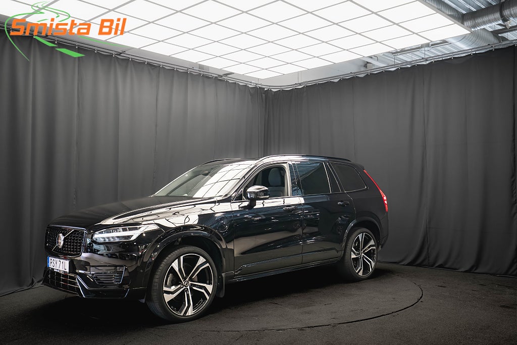 Volvo XC90 Recharge T8 AWD ULTIMATE DARK 7-sits B&W LUFT 22'' MOMS