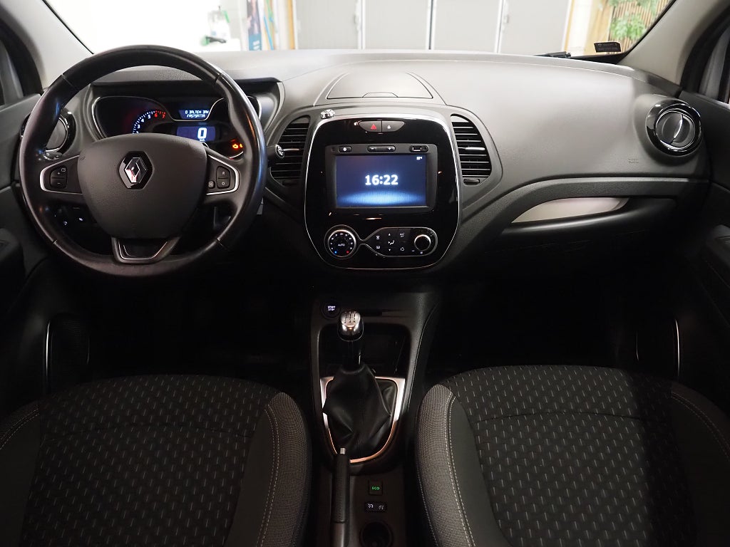 Renault Captur 0.9 TCe 90hk Intens Kamera Navi Parkeringspaket Carplay 2019