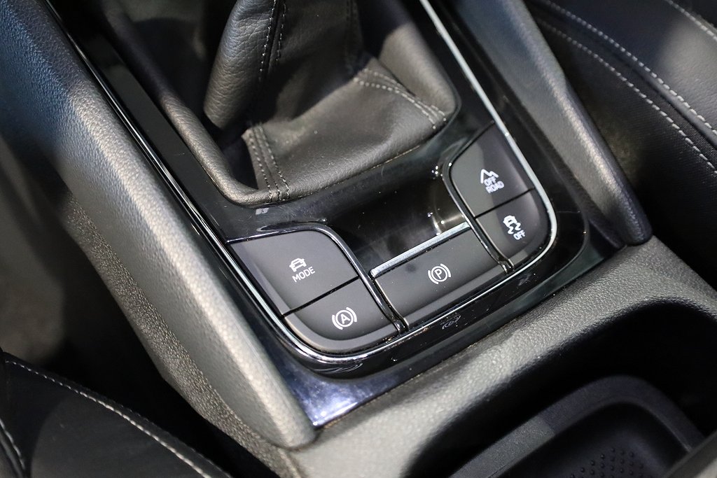 Skoda Karoq 2,0 TDI 150hk 4x4 Businessline Värmare Drag 2019