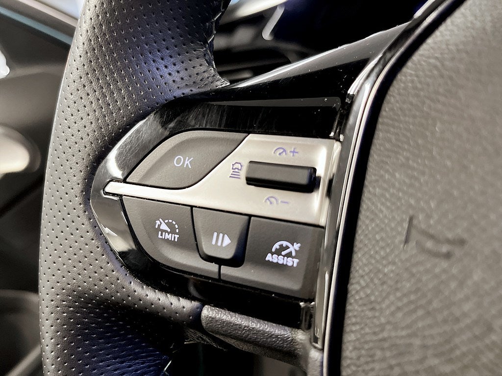 Bild på Peugeot 308 SW GT 1.2 PT 130hk Aut - 360-KAMERA,NAV,CARPLAY