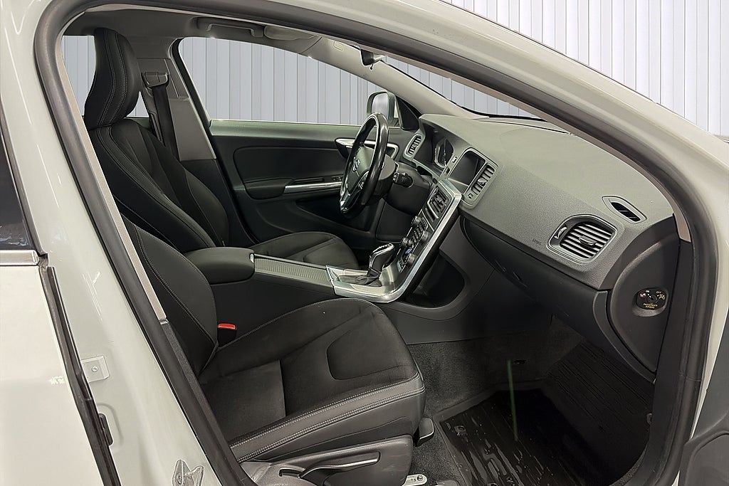 Volvo V60 2014