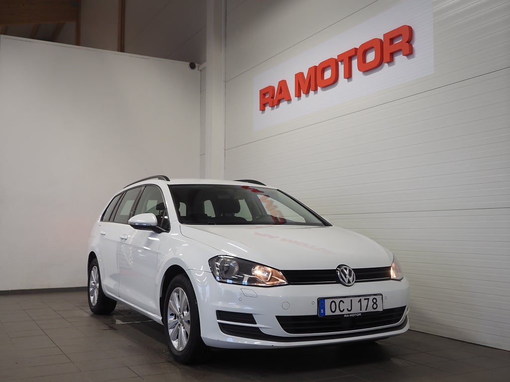 Volkswagen Golf Sportscombi 1.2 TSI 110hk Parkeringssensorer 2017