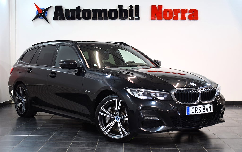 BMW 330e 292hk Plug-In xDrive Touring Auto M Sport Drag Skinn