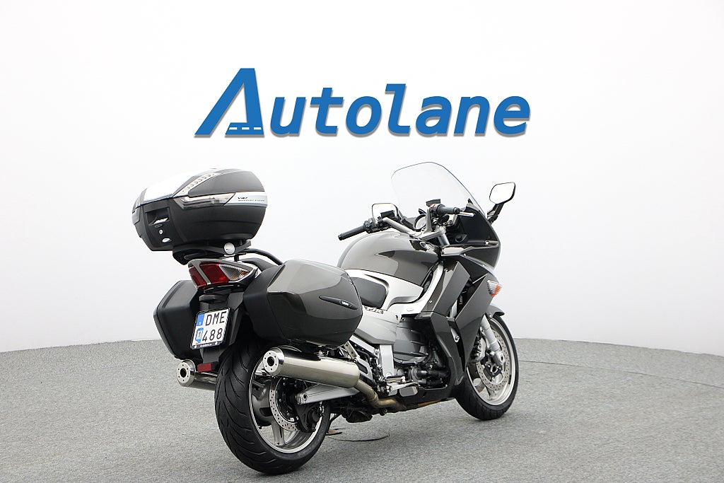 Yamaha FJR1300 * ABS Nyservad Nya Däck