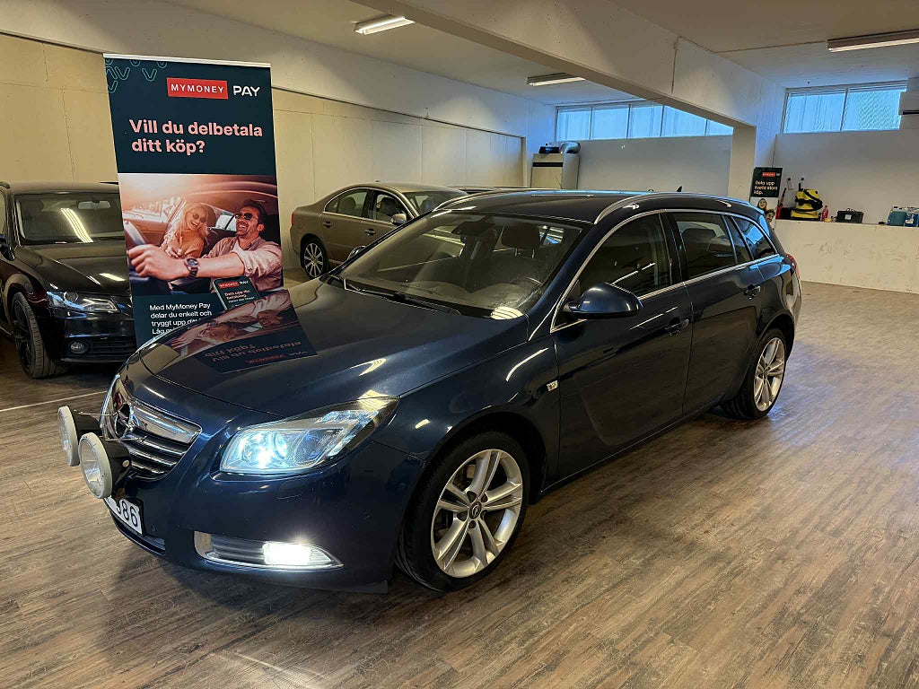 Opel Insignia SportsTourer 2.0 CDTI 4x4 Edition Euro 5 Nybesiktigad UA