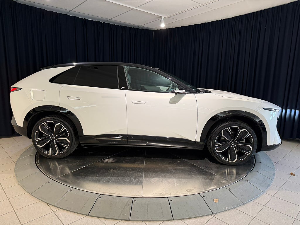 Mazda CX-6e 2026 - miniatyr 7