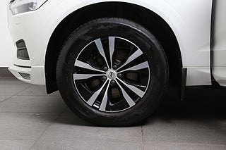 SUV Volvo XC60 9 av 28