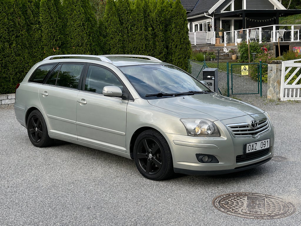 Toyota Avensis 2.0 D-4 VVT-i Manuell, 2 brukare, facelift, 147hk, 2007