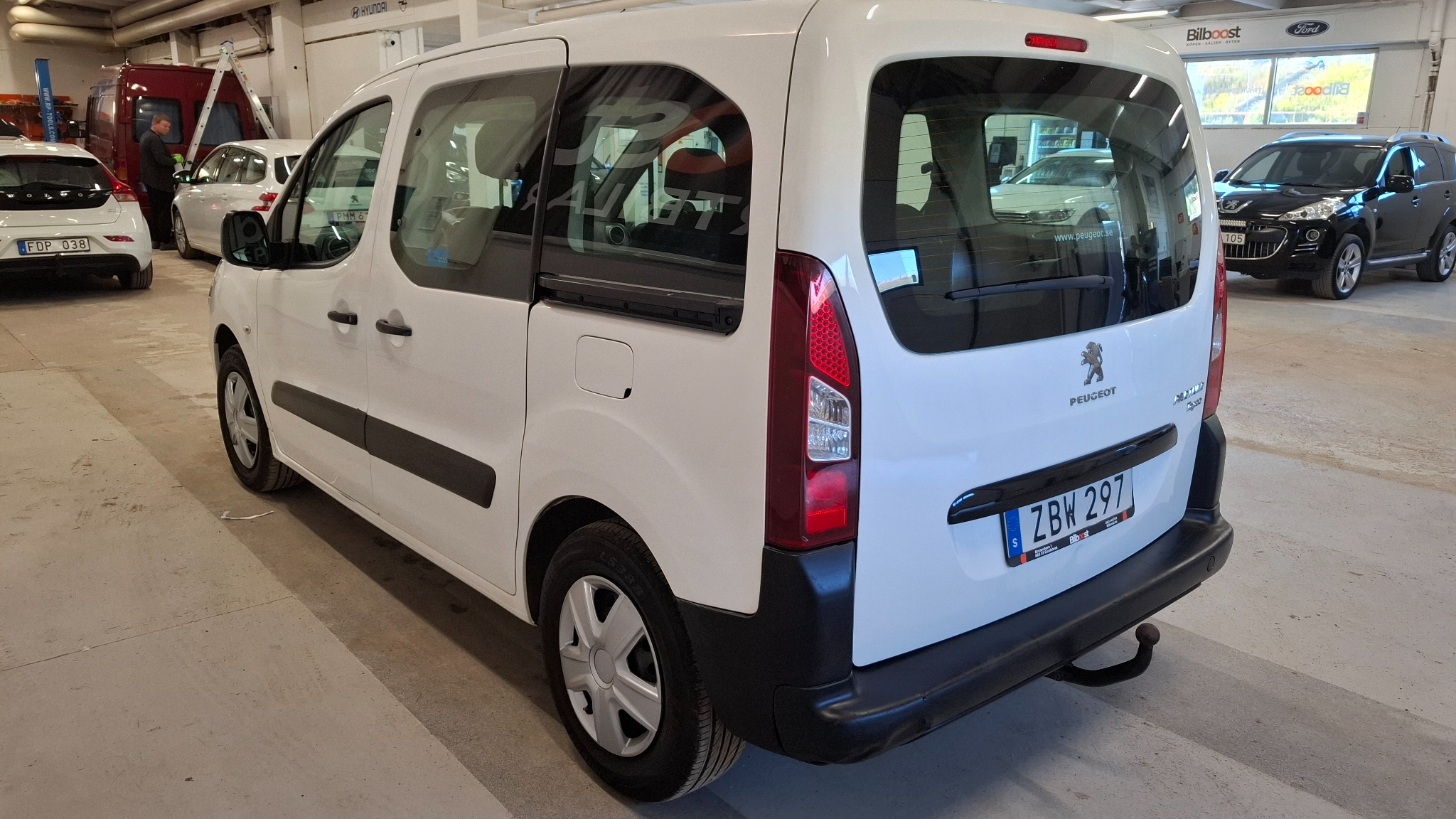 Peugeot Partner Tepee 1.6 BlueHDi EGS 2017, bild 6/10