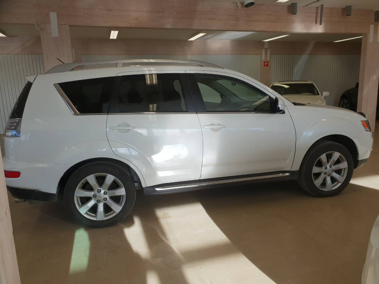 Mitsubishi Outlander 2009, bild 4/33