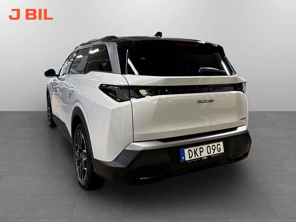 Bild på Peugeot 5008 GT Hybrid 145hk Aut 7-SITS B-KAMERA CARPLAY