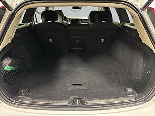 Volvo V60 Recharge T6 AWD Nyservad/Kamera/P-värm/S&V-Däck