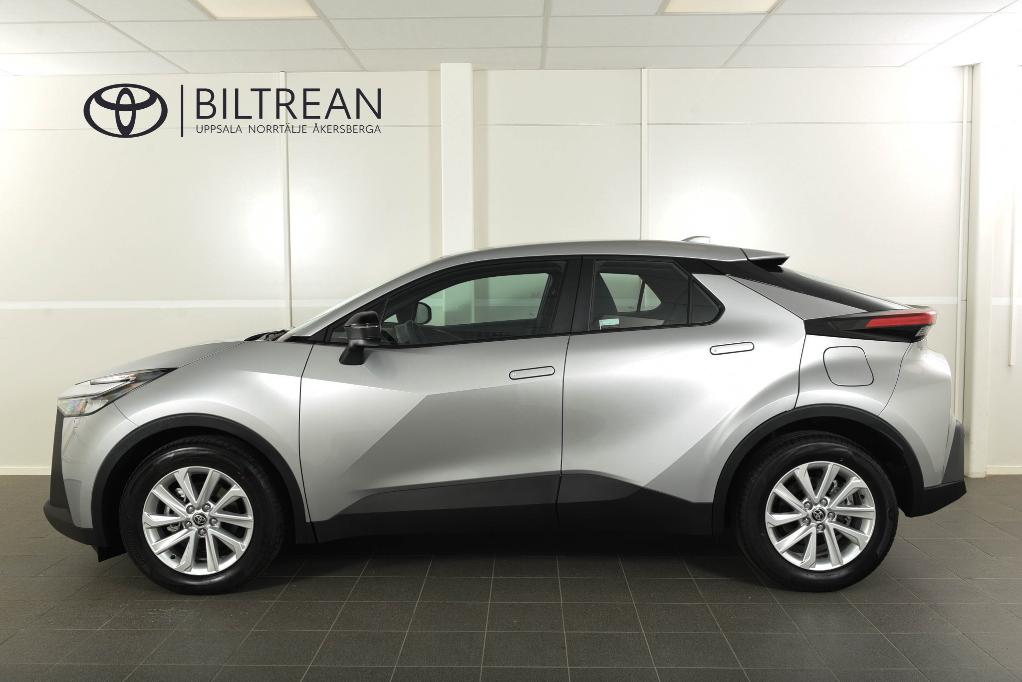 Toyota C-HR 2026, bild 2/10