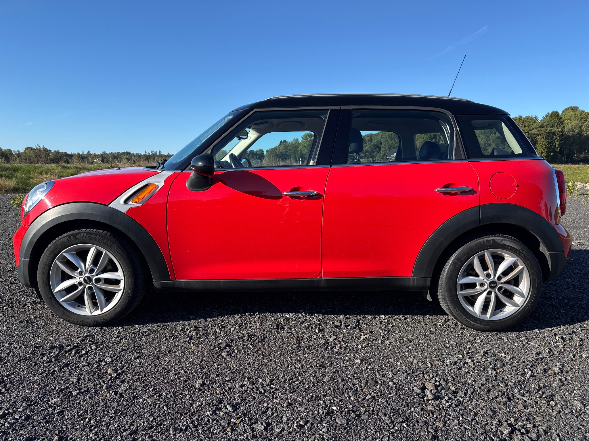MINI Cooper 2011, kuva 2/10