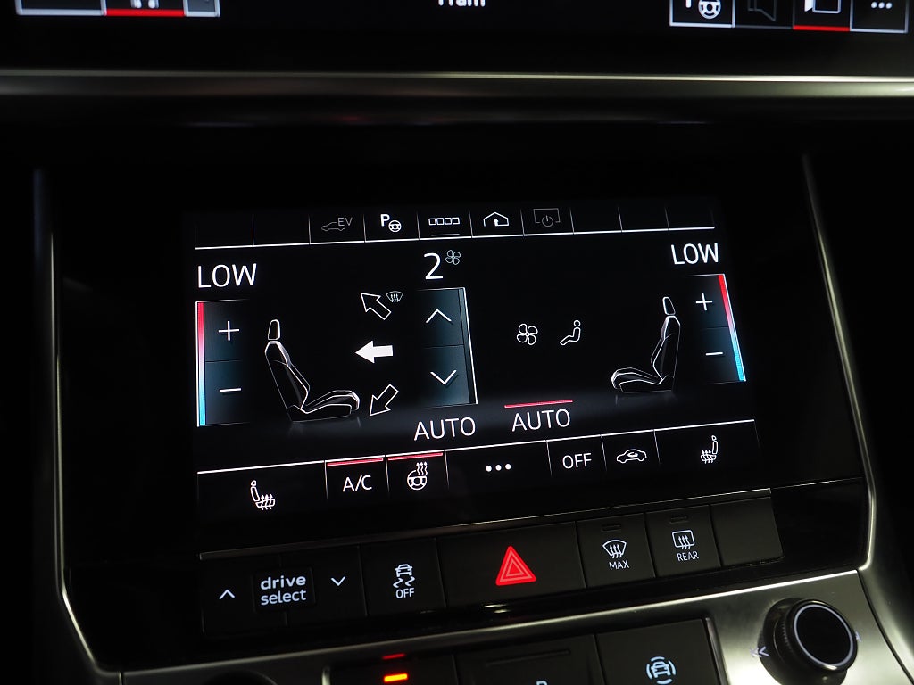 Audi A6 Avant 55 TFSI e quattro S-Line Pano 360° B&O Skinn Drag 2021