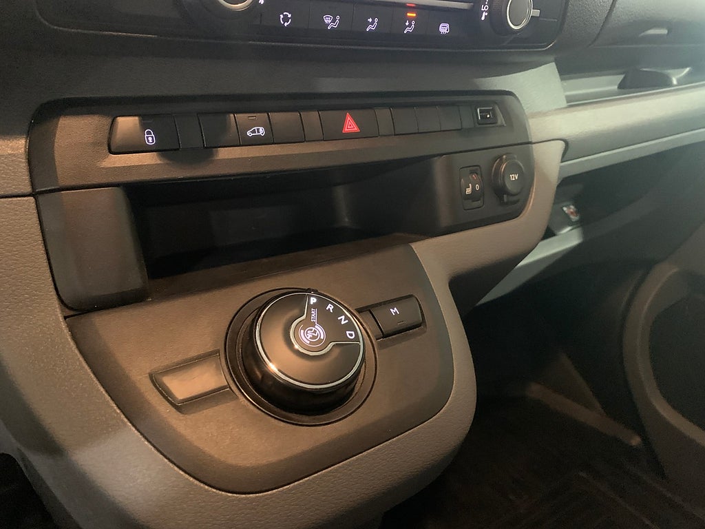 Toyota ProAce 2.0 D-4D | LONG | Backkamera | Moms / Leasebar 2023