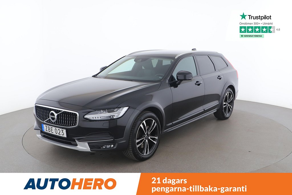 Volvo V90 Cross Country D4 AWD Geartronic Momentum / Carplay