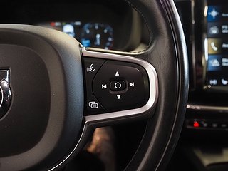 SUV Volvo XC60 19 av 23