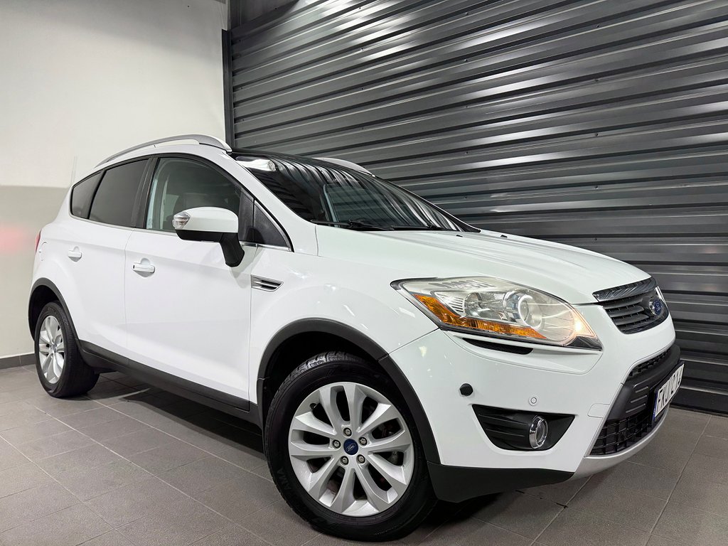 Ford Kuga 2.0TDCi AWD Aut Pano/Keyless/Värmare/Drag