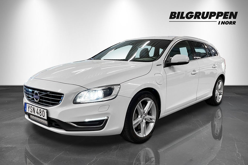 Volvo V60 D5 PHEV AWD Summum kamrem bytt (V-hjul, Drag, Värmare)