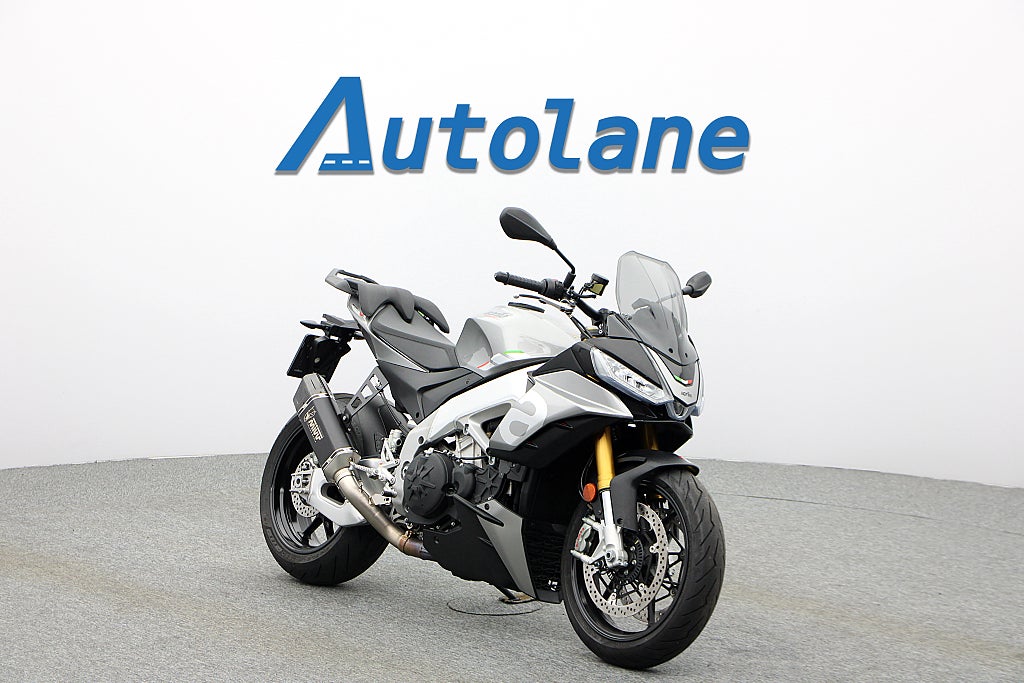 Aprilia Tuono V4 1100 *MIVV Titanium helsystem Quickshifter Öhlins