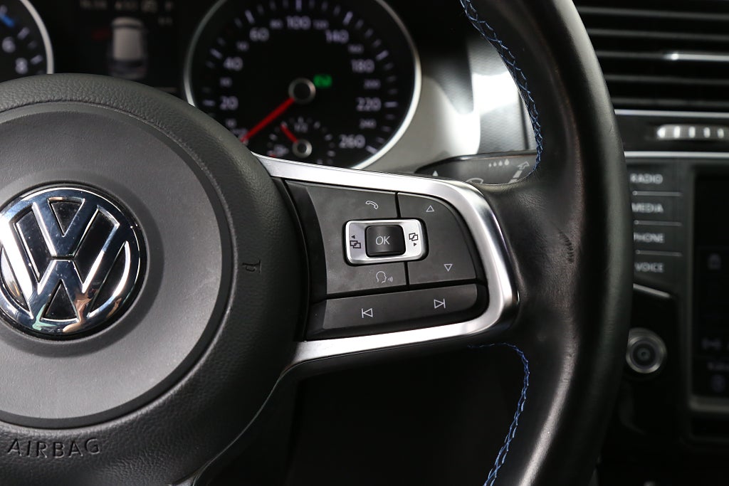 Volkswagen Golf GTE 1,4 TSI Plug-in 204hk DSG Kamera Värmare Dragkrok 2016