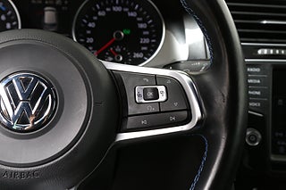 Halvkombi Volkswagen Golf 17 av 27