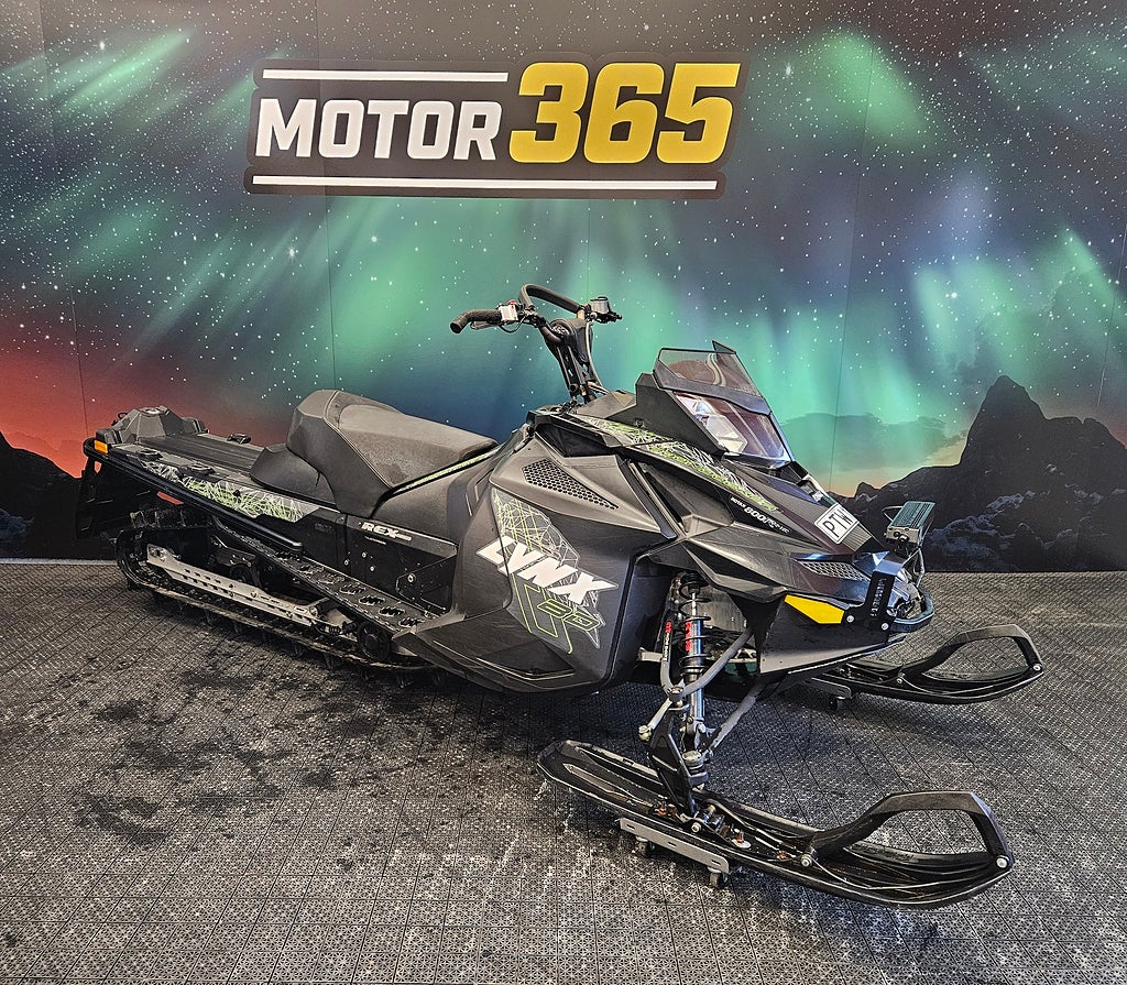 Lynx BOONDOCKER DS 3900 800R E-TEC • 728 MIL • 305 TIM • FRAKT/FINANS