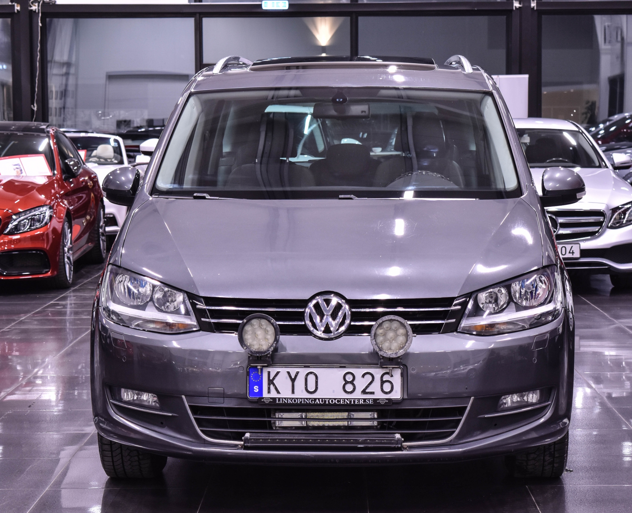 Volkswagen Sharan 2011, bild 2/10