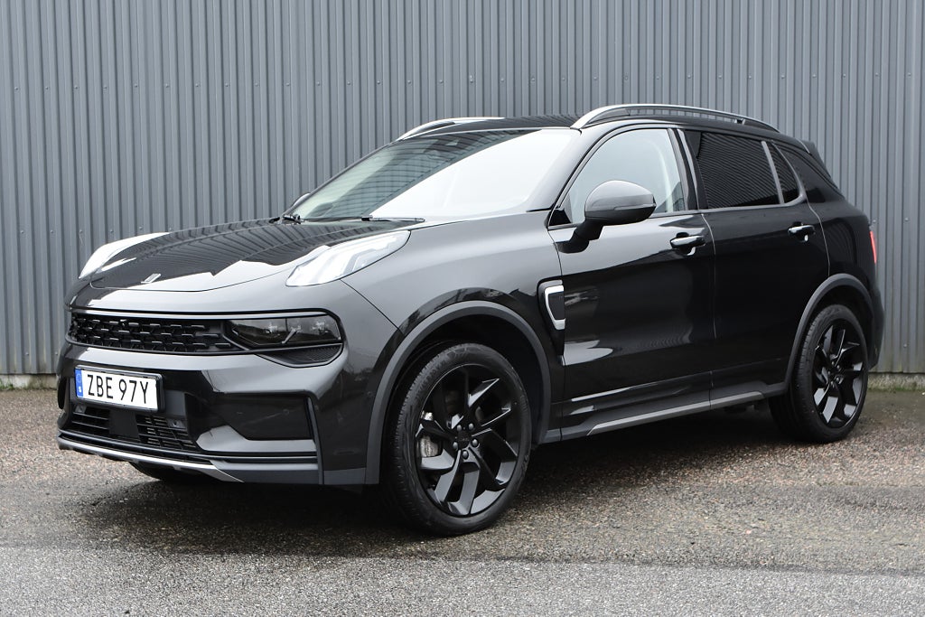 Lynk & Co 01 PHEV / 360 / Panorama / Navigation / Infinity 