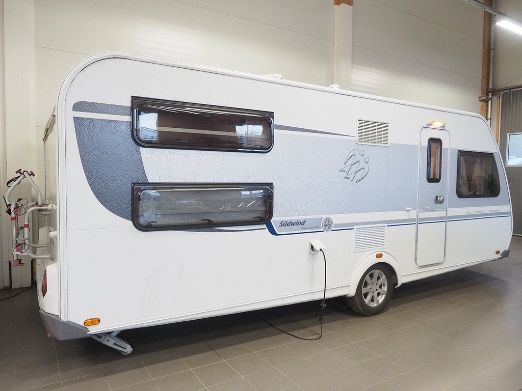 Knaus Südwind Scandinavian Selection Exclusive 590 UK 2015