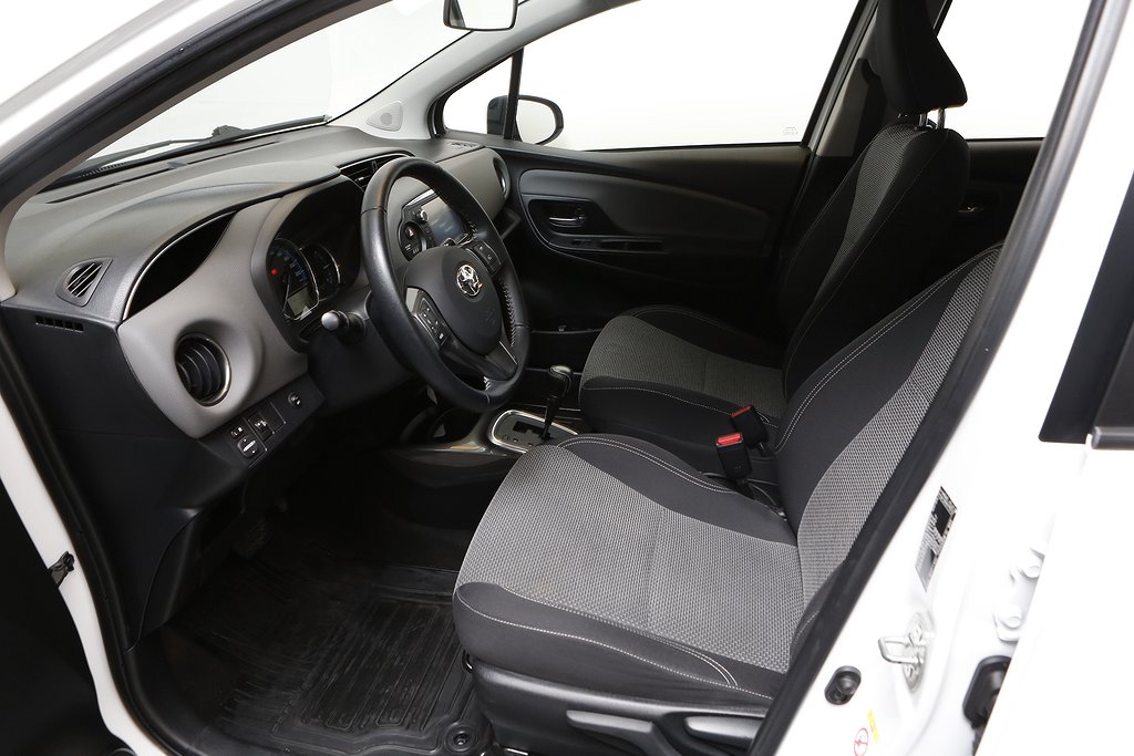Toyota Yaris Hybrid e-CVT 101hk Active 5D Kamera P-sensorer 2015