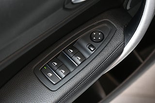 Halvkombi BMW 118I 11 av 25