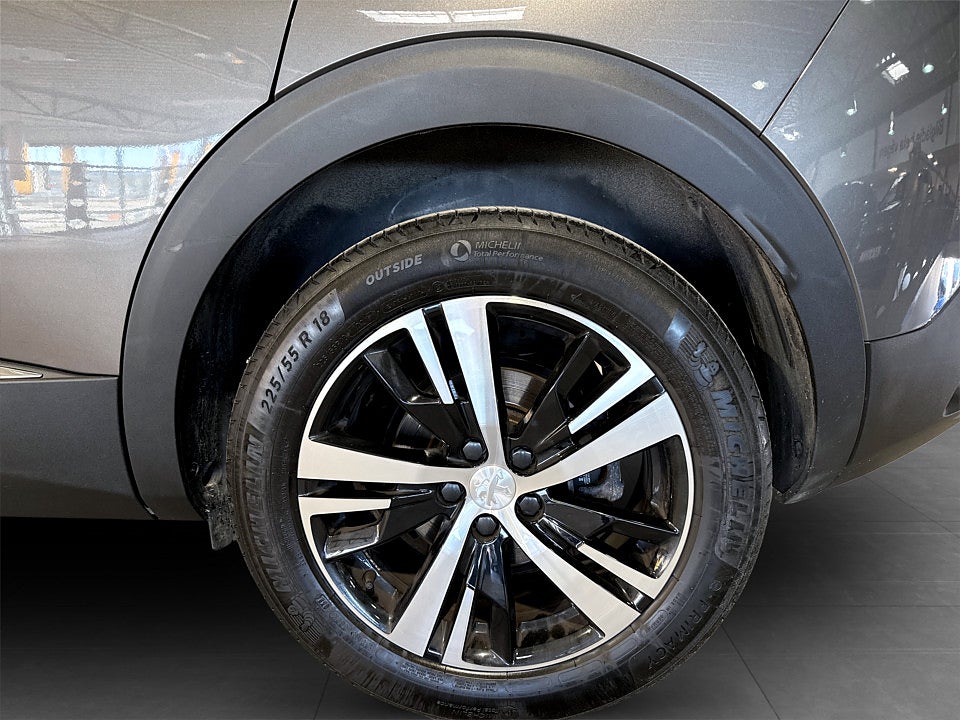 Bild på Peugeot 3008 GT 1.2 PT 130hk Aut B-KAMERA CARPLAY