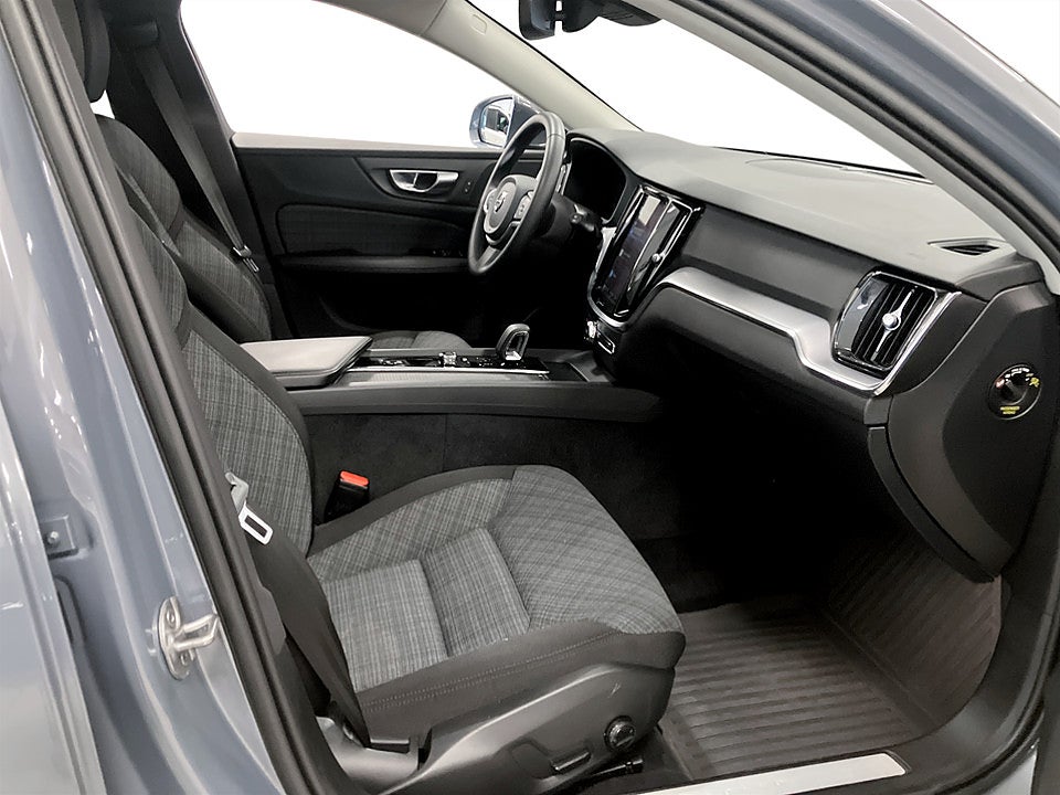 Bild på Volvo V60 Core B3 163hk Aut B-KAMERA RATTVÄRME