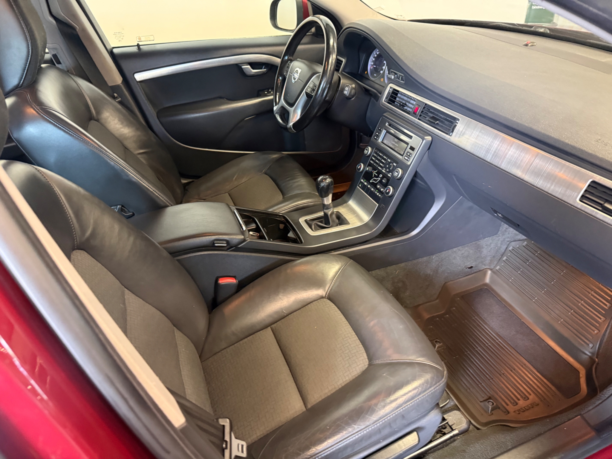 Volvo V70 2.0F Momentum Euro 4 2010, bild 7/43