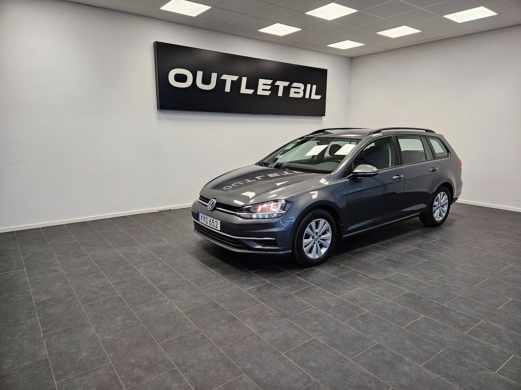 Volkswagen Golf Sportscombi 1.0 TSI Drag Backkamera Motor & Kupevärmare