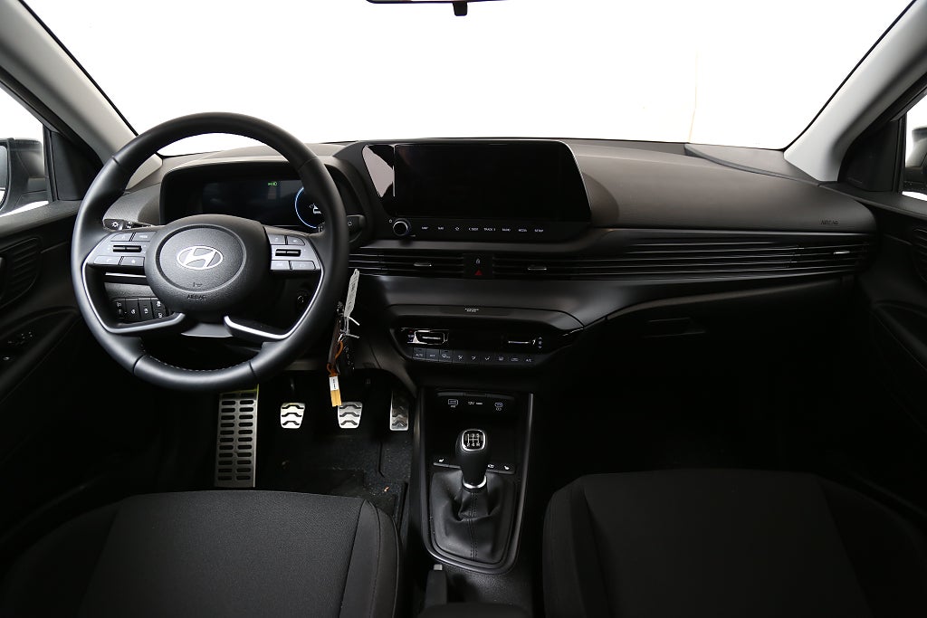 Hyundai Bayon 1,2 MPi Essential Kamera Leasbar CarPlay 2025