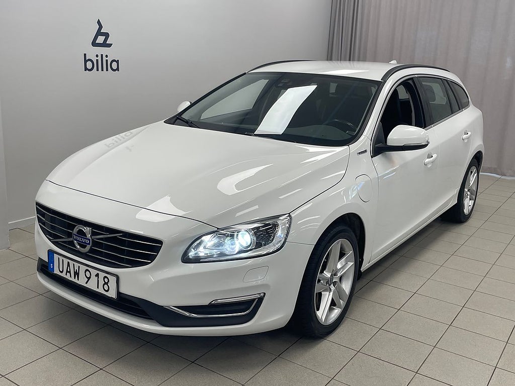 Volvo V60 D5 AWD Twin Engine Classic Momentum | Drag | Na...