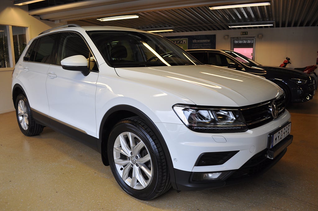 Volkswagen Tiguan 2.0 TSI 4Motion/Drag/Värmare/V-Hjul