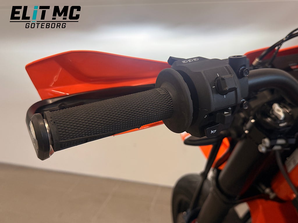 KTM | 690 SMC-R 2026 - miniatyr 20