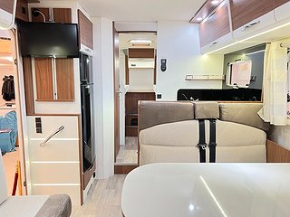 Husbil-halvintegrerad Pilote Essentiel P 740 10 av 29