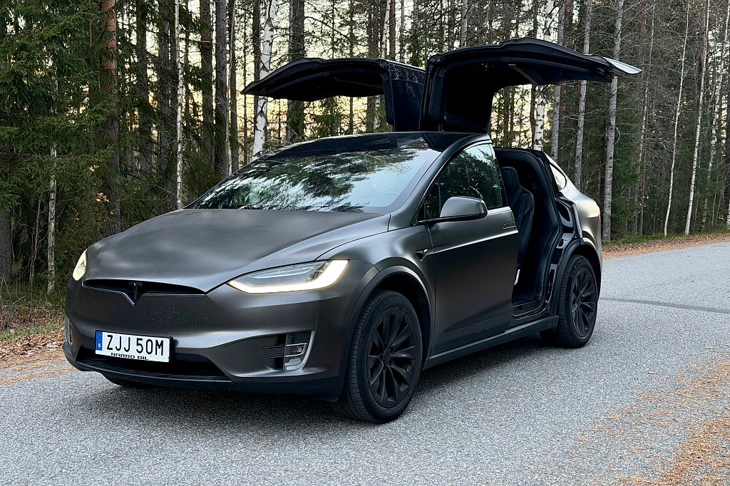 Tesla Model X 100D|FSD|AWD|Dragkrok|6-sits|Backkamera|Folierad