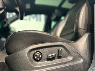 Volkswagen Tiguan 2.0 AWD R Line Kamera Pano Dvärm S/V-hjul