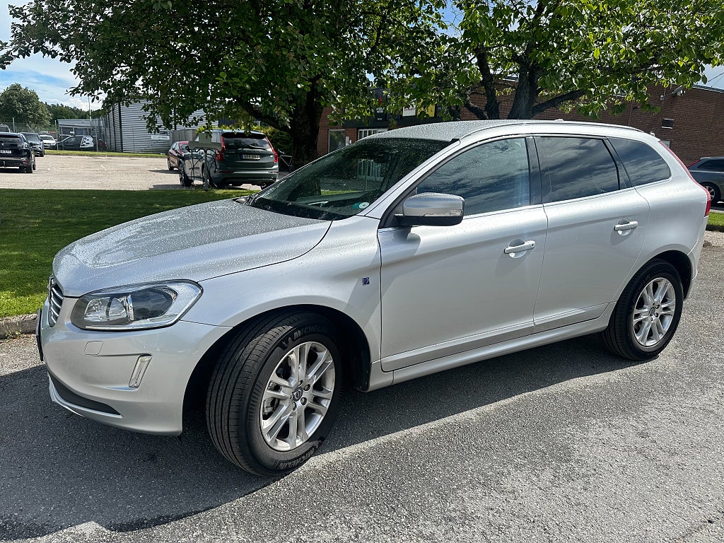 Volvo XC60 D4 AWD Geartronic Ocean Race Business Edition 