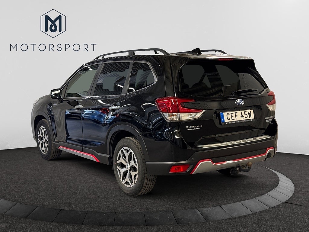 Subaru Forester e-Boxer XFuel Aut 4WD Ridge Navi Dragkrok bild 5