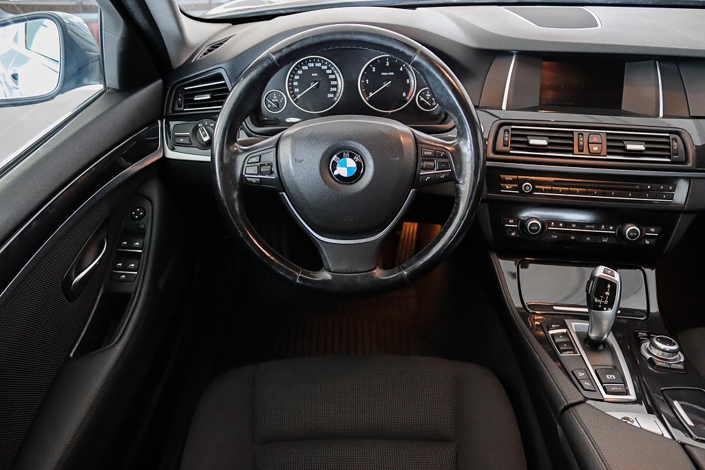 BMW 520 d xDrive Touring Värmare Dragkrok