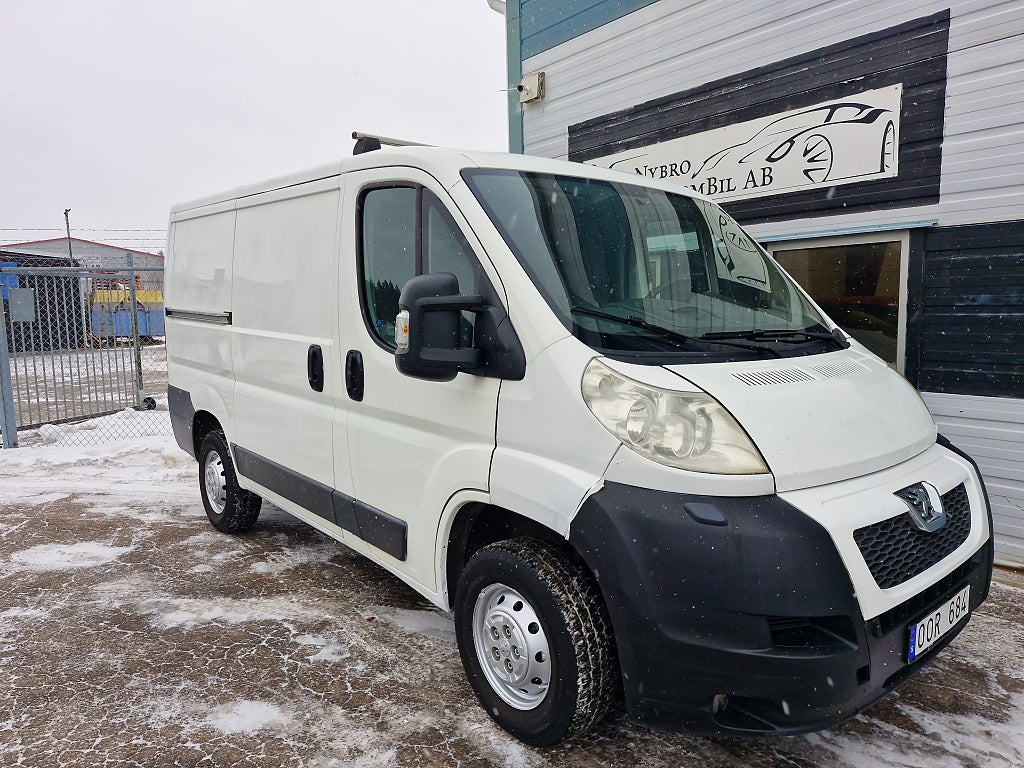 Peugeot Boxer Van 330 2.2 HDi